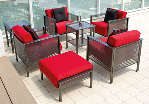 outdoor-chairs-and-table-chicago Outdoor chairs and table